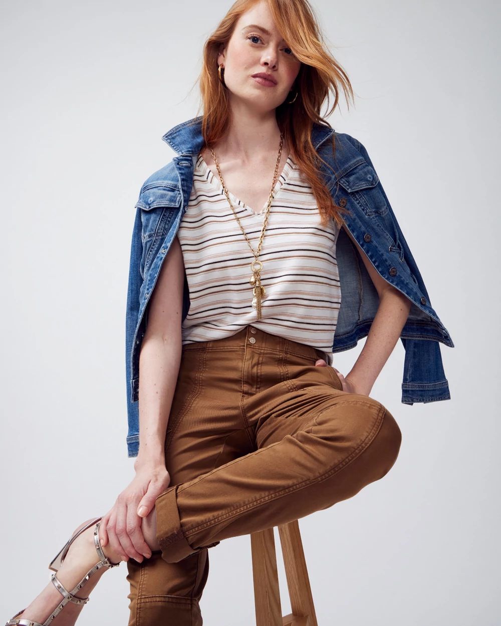 Mid-Rise Pret-A-Pedi Crop Pants