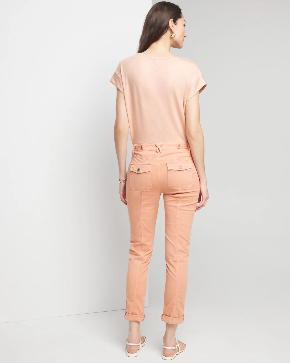 Mid-Rise Pret-A-Pedi Crop Pants