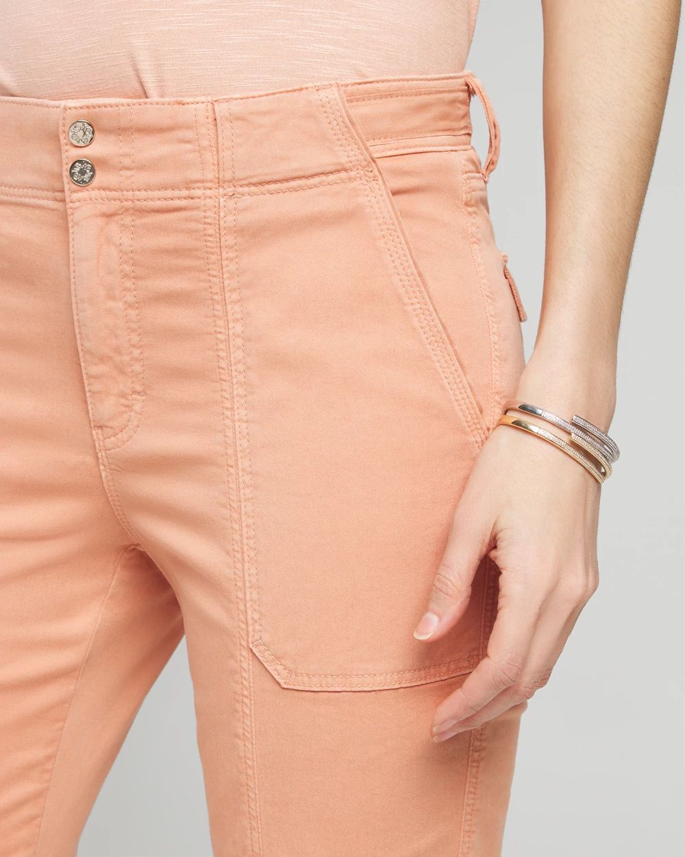 Mid-Rise Pret-A-Pedi Crop Pants