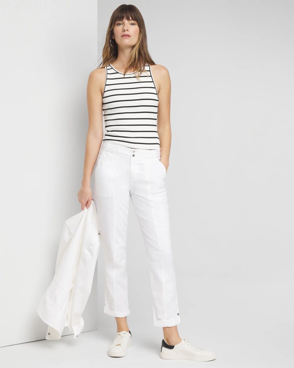 Mid-Rise Pret-A-Pedi Crop Pants