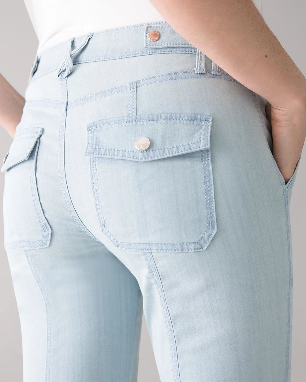 Mid-Rise Tencel Pret-a-Pedi Crop Pant