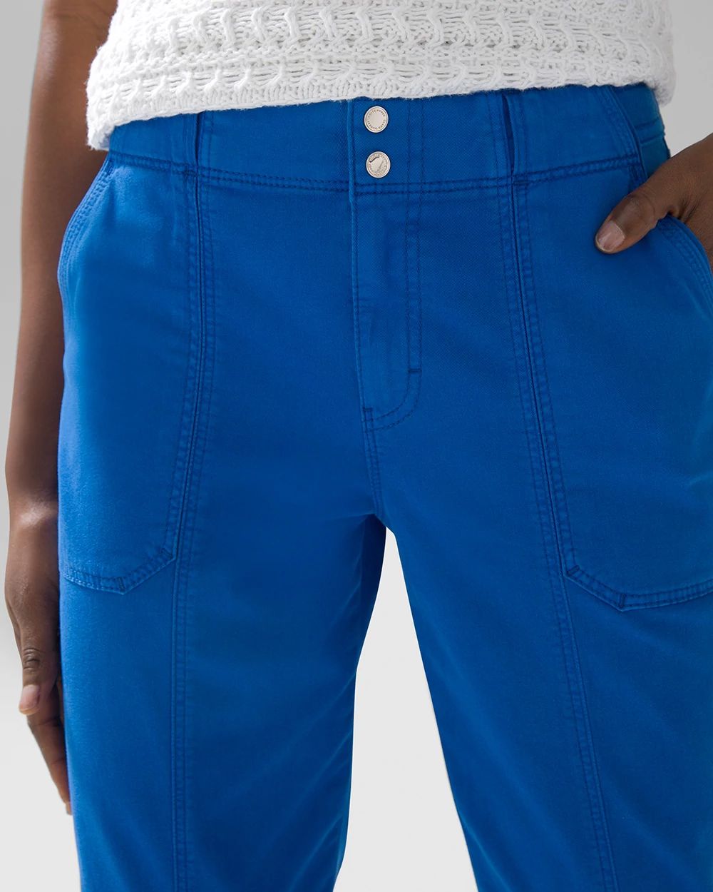 Mid-Rise Pret-A-Pedi Crop Pants