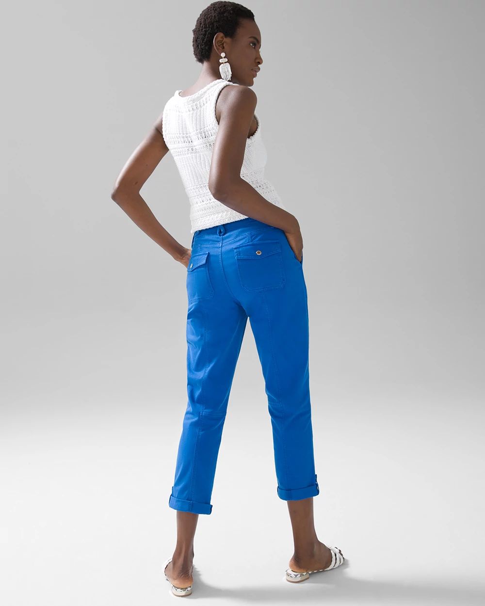 Mid-Rise Pret-A-Pedi Crop Pants