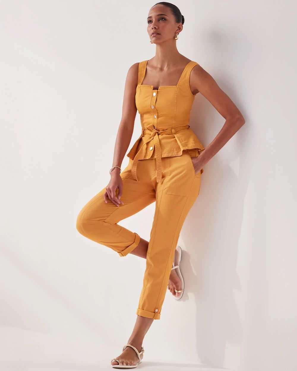 Mid-Rise Pret-A-Pedi Crop Pants
