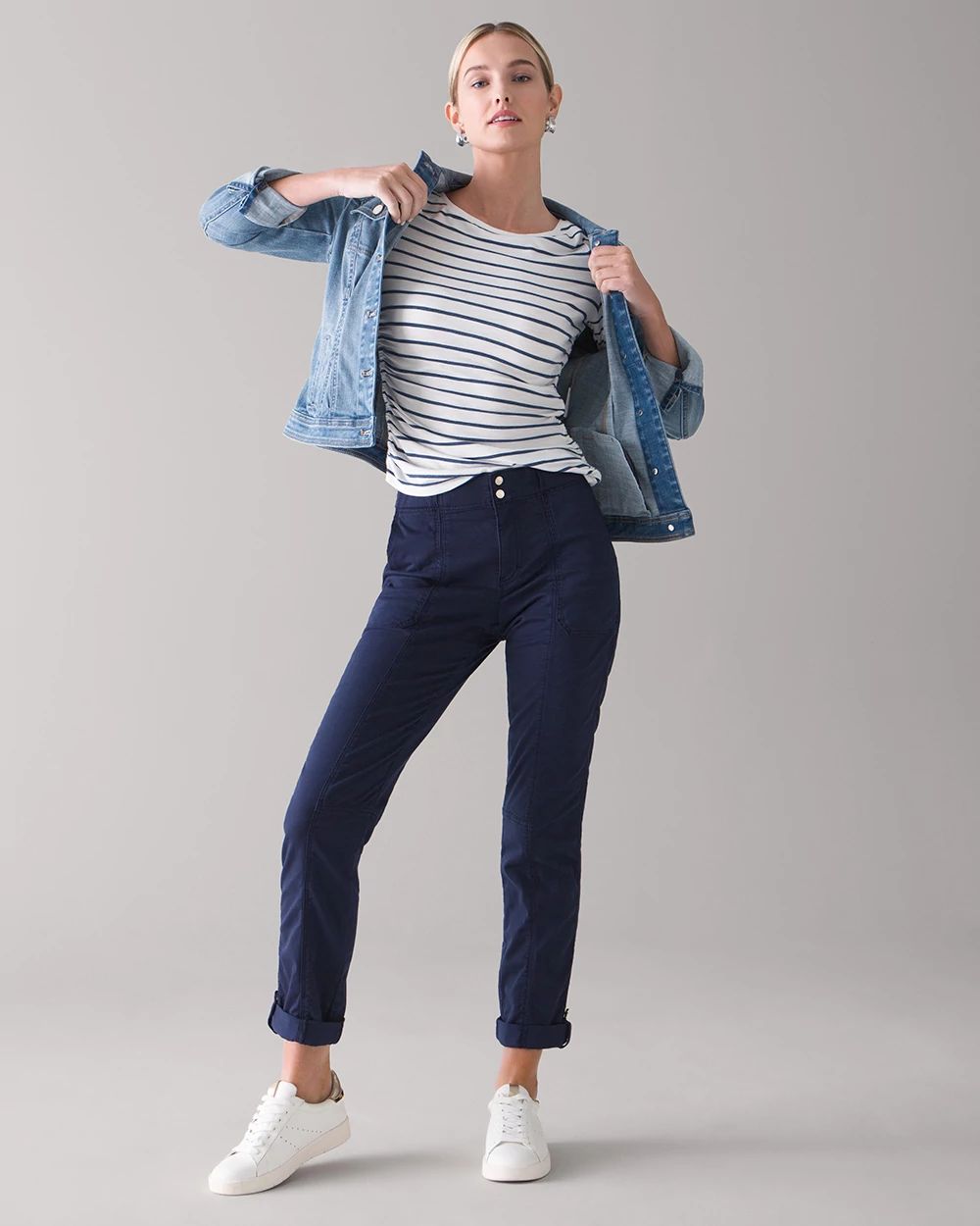 Mid-Rise Pret-A-Pedi Crop Pants