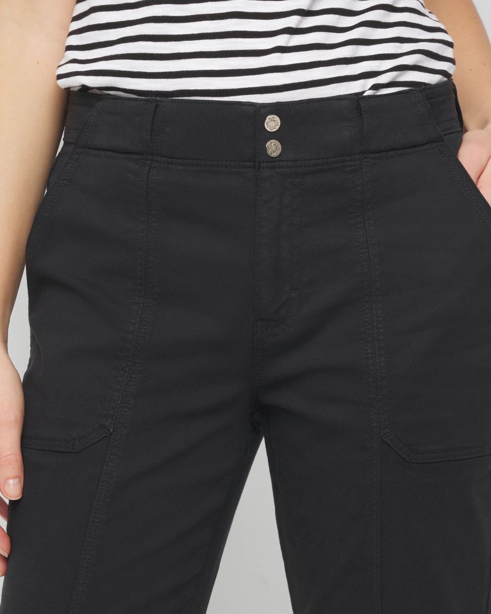 Mid-Rise Pret-A-Pedi Crop Pants